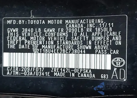 2011 Toyota Corolla S z USA, uszkodzony, nr VIN 2T1BU4EE2BC738044